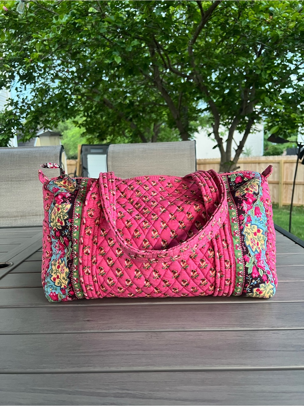 VERA BRADLEY Pink Pansy Medium Duffle Y2K Pink and Green Florals